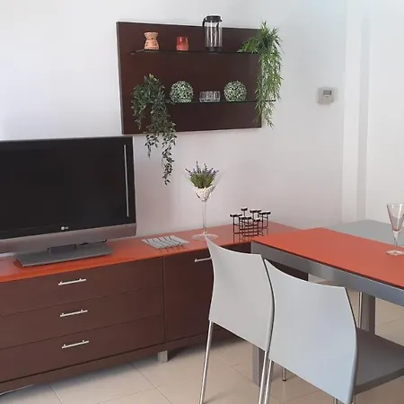 Blanes Sleeps 6