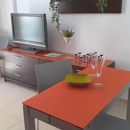 Blanes Sleeps 6 Appartement Mont Barbat